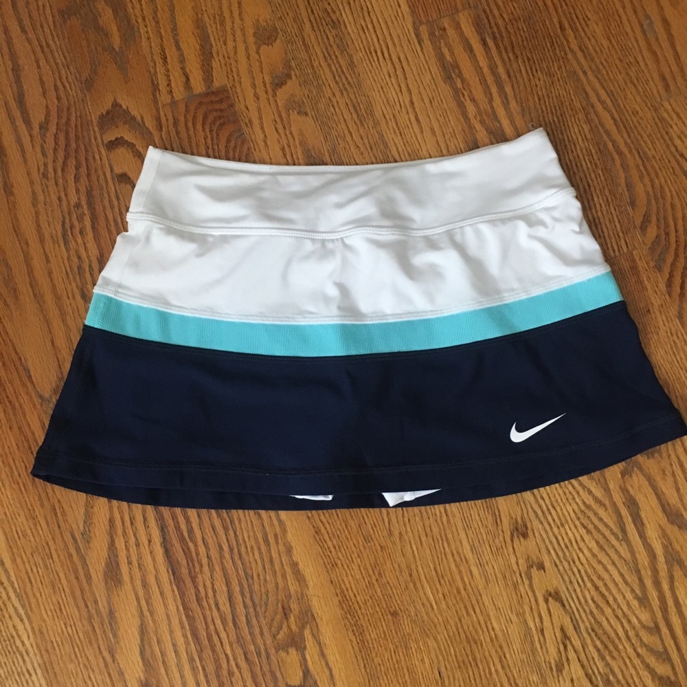 Nike tennis skirt